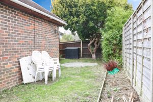 Photo 32- click for photo gallery